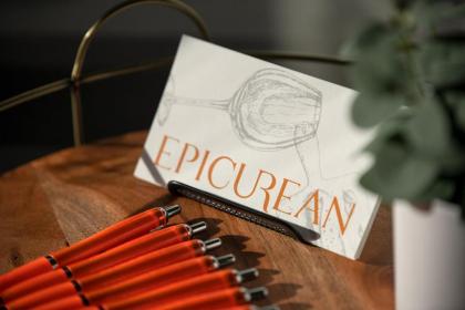 Epicurean Atlanta Autograph Collection - image 18