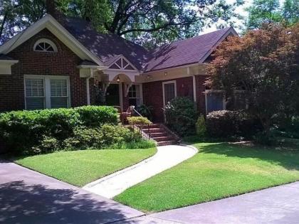 Greenwood Bed and Breakfast - image 1