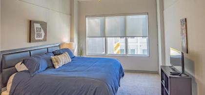 2 Bedroom Fully Furnished Apartment near Emory University Hospital Midtown - image 17