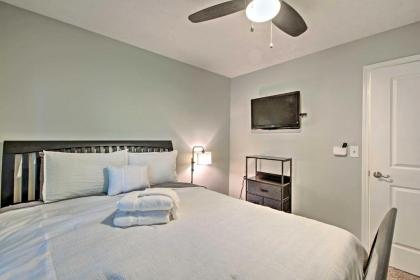 Charming and Chic Abode - 5 Mi to Dtwn Atlanta! - image 18