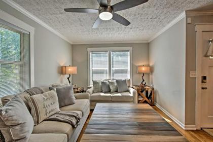 Charming and Chic Abode - 5 Mi to Dtwn Atlanta! - image 4