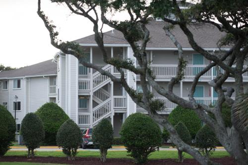 Atlantic Beach Resort a Ramada by Wyndham - main image