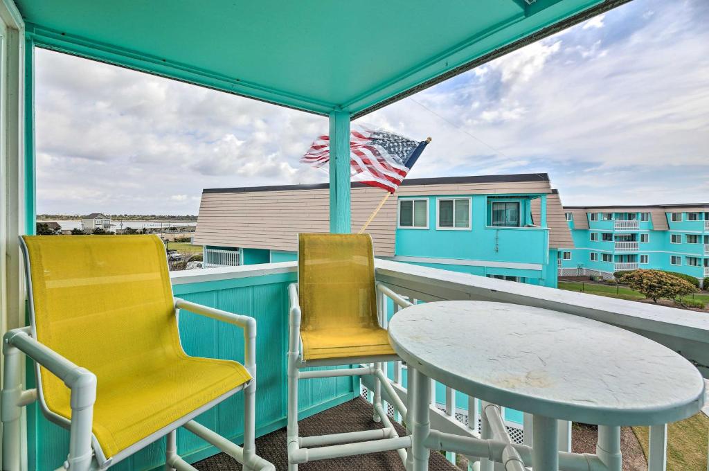 Beachfront Condo with Boardwalk and Pool Access! - image 2