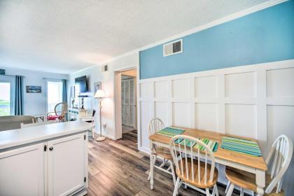 Chic Condo with Balcony and Pool - Walk to Beach! - image 3