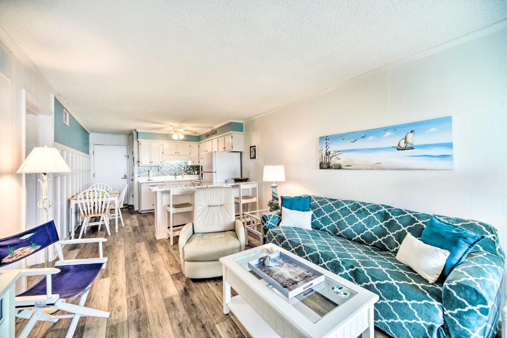 Chic Condo with Balcony and Pool - Walk to Beach! - image 6