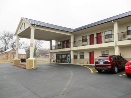 Motel 6-Atoka OK - image 1