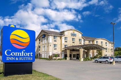 Comfort Inn  Suites Atoka Atoka