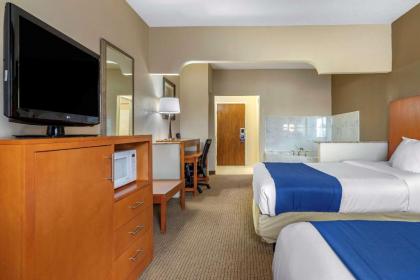 Comfort Suites Auburn Hills - image 14