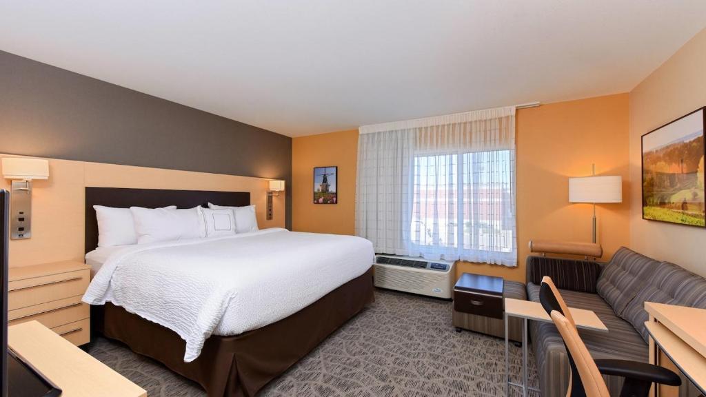 TownePlace by Marriott Suites Detroit Auburn Hills - image 2