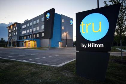 tru by Hilton Auburn IN Auburn