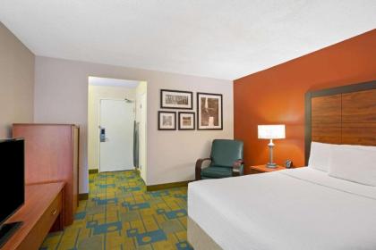 La Quinta Inn by Wyndham Auburn Worcester - image 9