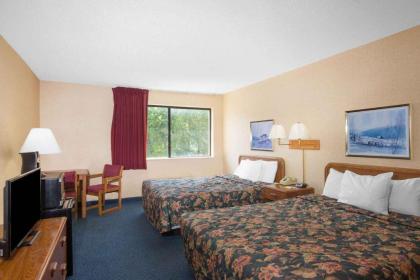 Days Inn by Wyndham Auburn/Finger Lakes Region - image 11