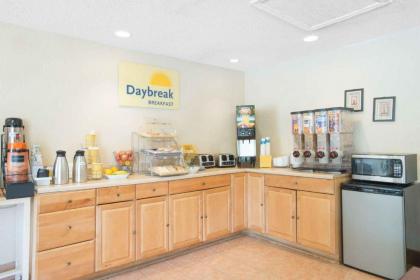 Days Inn by Wyndham Auburn/Finger Lakes Region - image 13