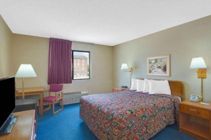 Days Inn by Wyndham Auburn/Finger Lakes Region - image 5