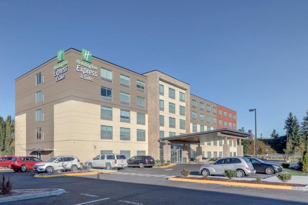 Holiday Inn Express & Suites - Auburn Downtown an IHG Hotel - main image