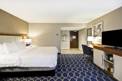 Hampton Inn Auburn - image 15