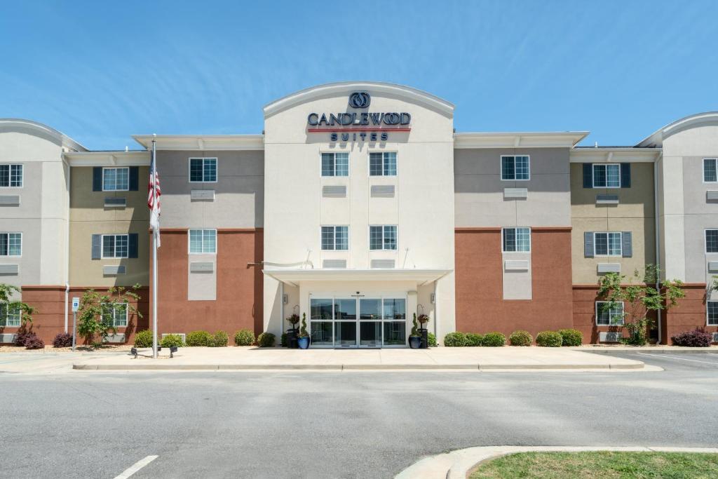 Candlewood Suites Auburn an IHG Hotel - main image