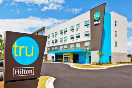 Tru by Hilton Auburn - image 2