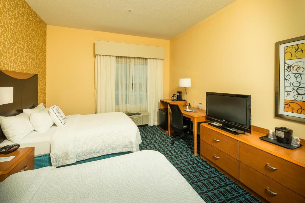 Fairfield Inn and Suites by Marriott Augusta - main image