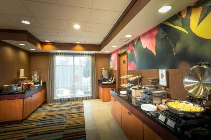 Fairfield Inn and Suites by Marriott Augusta - image 7