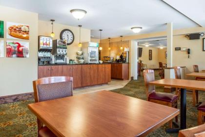 Quality Inn & Suites Evergreen Hotel - image 8