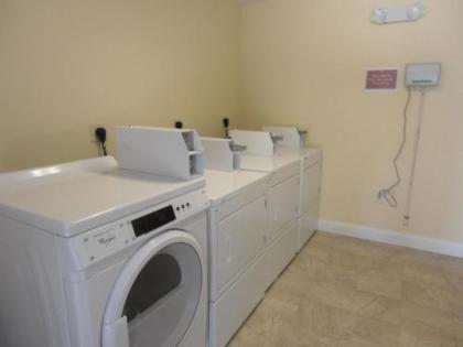 Affordable Suites Augusta - image 3