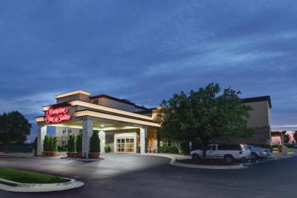 Hampton Inn & Suites Chicago/Aurora - image 15