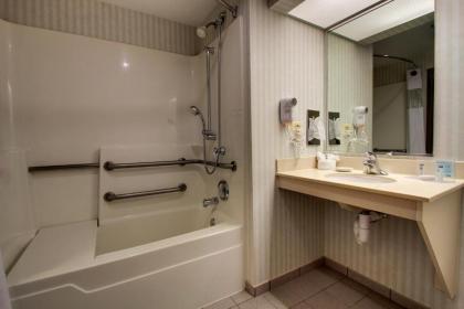 Hampton Inn & Suites Chicago/Aurora - image 19