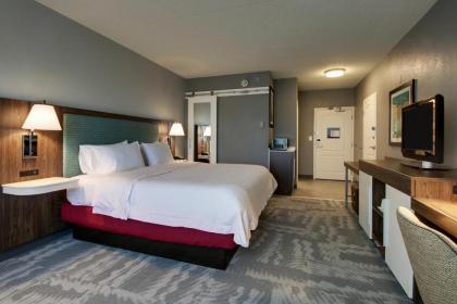 Hampton Inn & Suites Chicago/Aurora - image 6