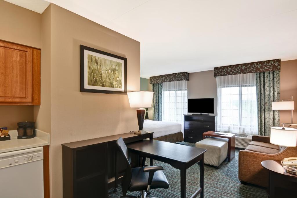 Homewood Suites by Hilton Aurora Naperville - image 3