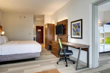 Holiday Inn Express & Suites Aurora - Naperville an IHG Hotel - image 10