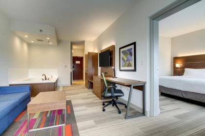 Holiday Inn Express & Suites Aurora - Naperville an IHG Hotel - image 6