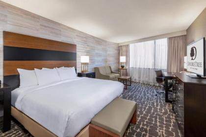 DoubleTree by Hilton Hotel Denver - Aurora - image 17