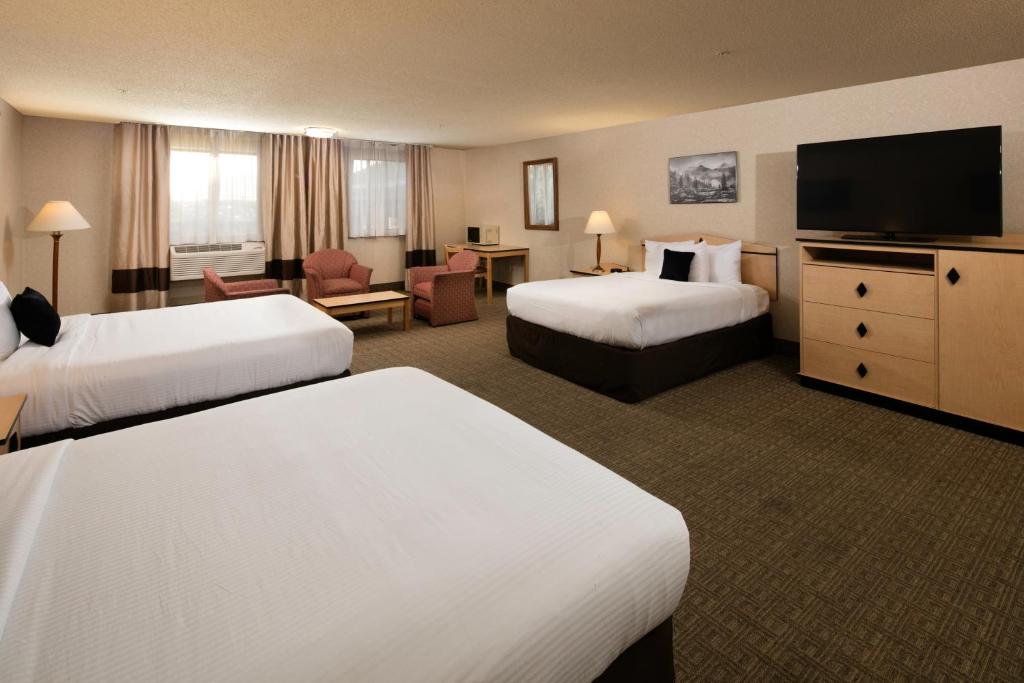 SYLO Hotel Denver Airport a Ramada by Wyndham - image 3