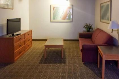 Quality Inn Aurora Denver - image 14