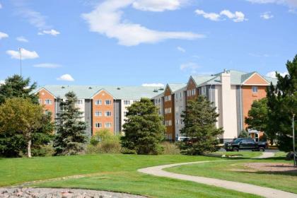 Quality Inn and Suites Denver Airport - Gateway Park - image 9