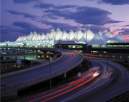 Aloft Denver Airport at Gateway Park - image 9