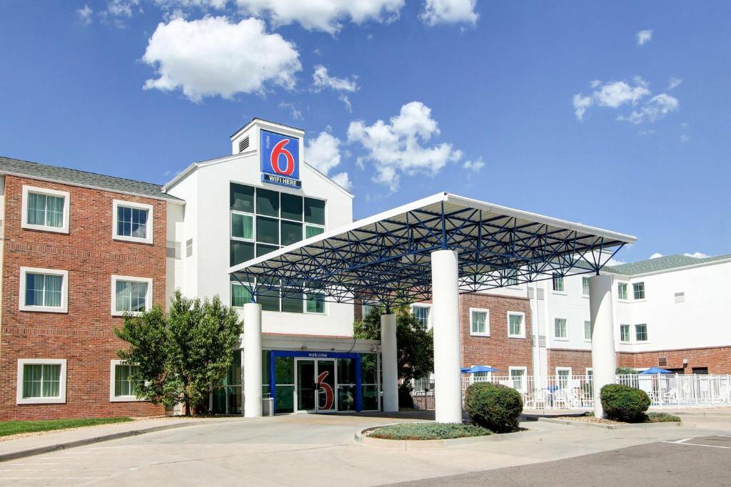 Motel 6-Aurora CO - East Aurora - main image