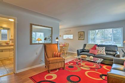 Charming Aurora House - 3 Blocks from UC Health! - image 9