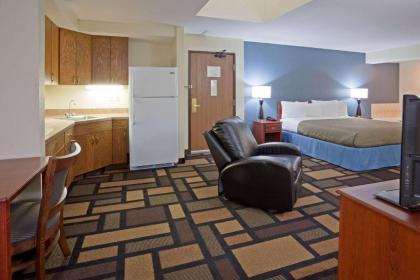 AmericInn by Wyndham Austin - image 12