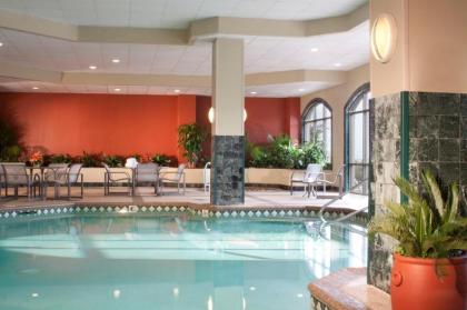 Embassy Suites by Hilton Austin Arboretum - image 4