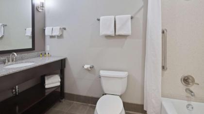 Best Western PLUS Austin Airport Inn & Suites - image 3