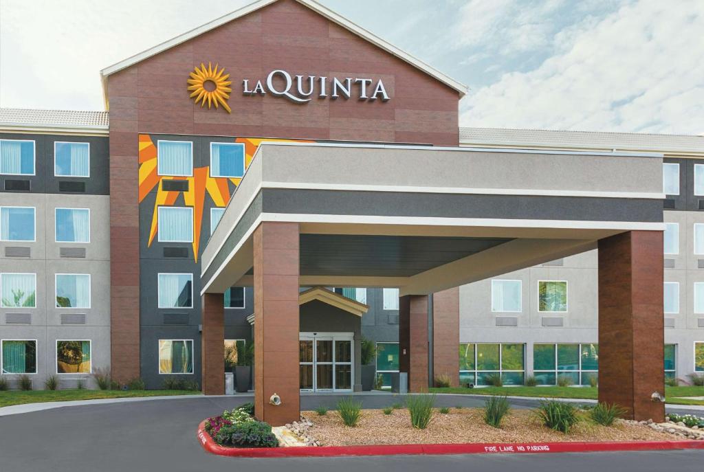 La Quinta by Wyndham Austin Round Rock - main image