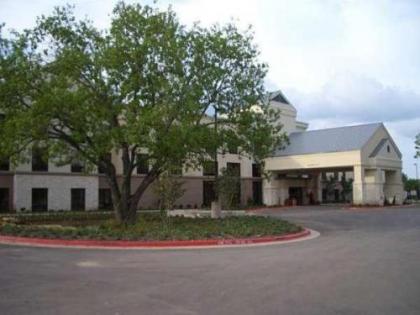 Hampton Inn & Suites Austin Cedar Park-Lakeline - image 2