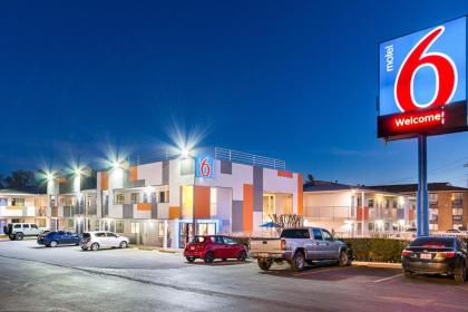 Motel 6-Austin TX - South - Airport - image 2