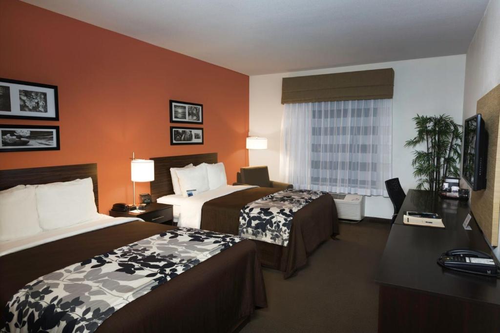 Sleep Inn & Suites Austin – Tech Center - image 2