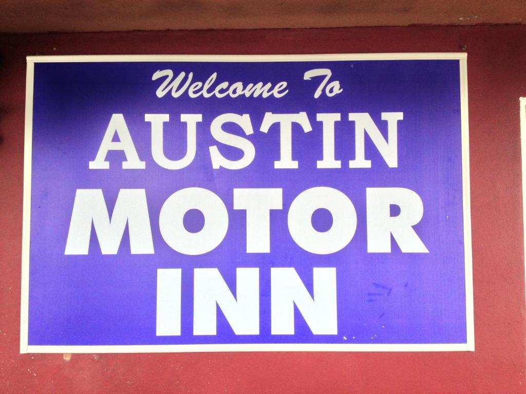 Austin Motor Inn - image 2