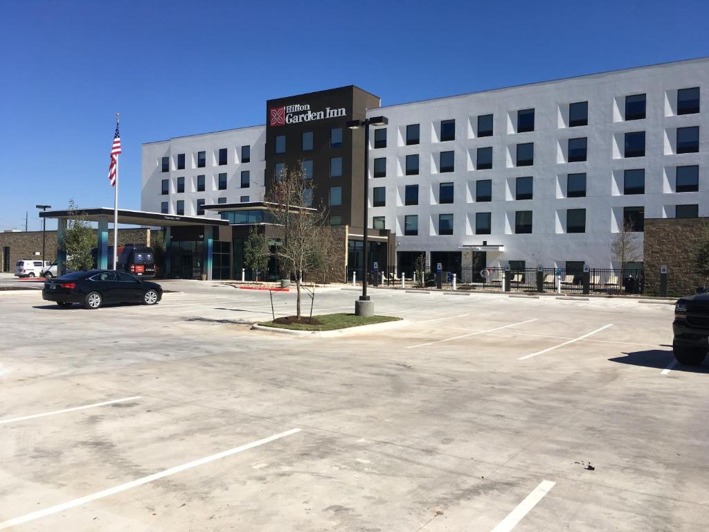 Hilton Garden Inn Austin Airport - image 4