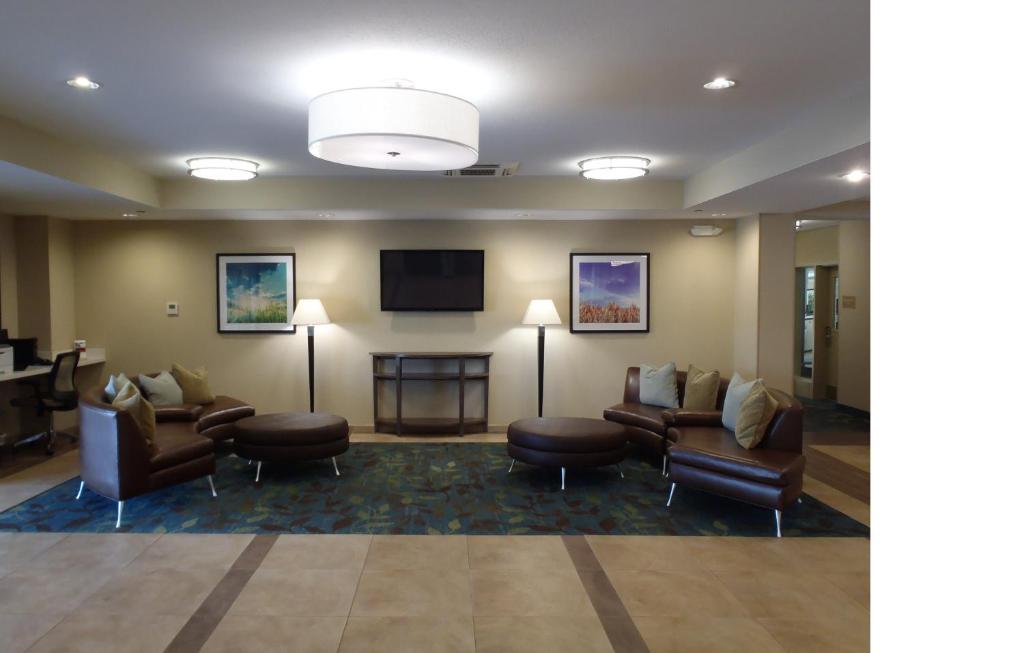 Candlewood Suites - Austin Airport an IHG Hotel - image 2