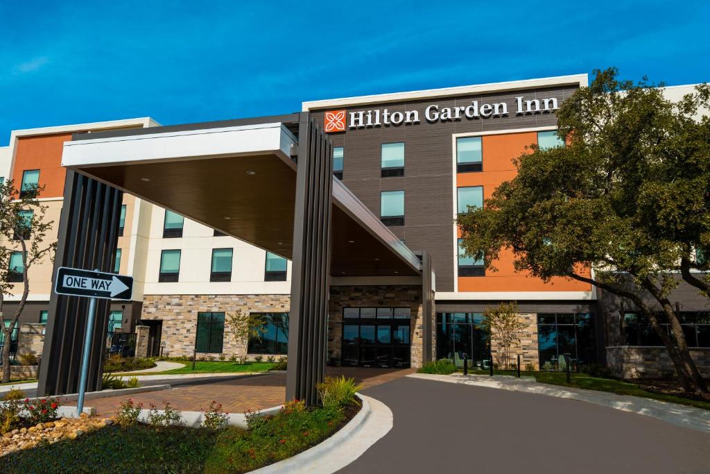 Hilton Garden Inn Cedar Park Austin - main image